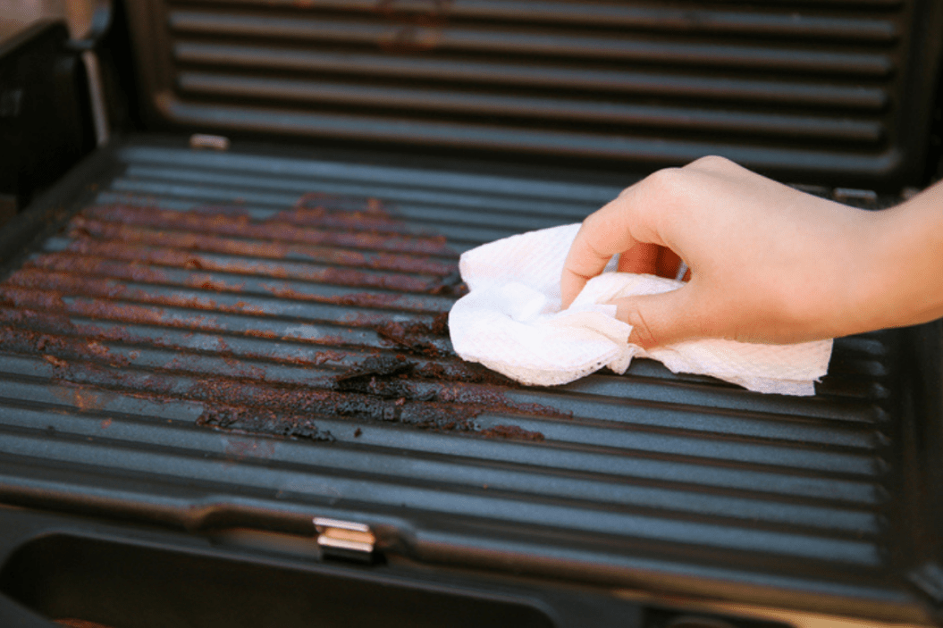 Cleaning Grill